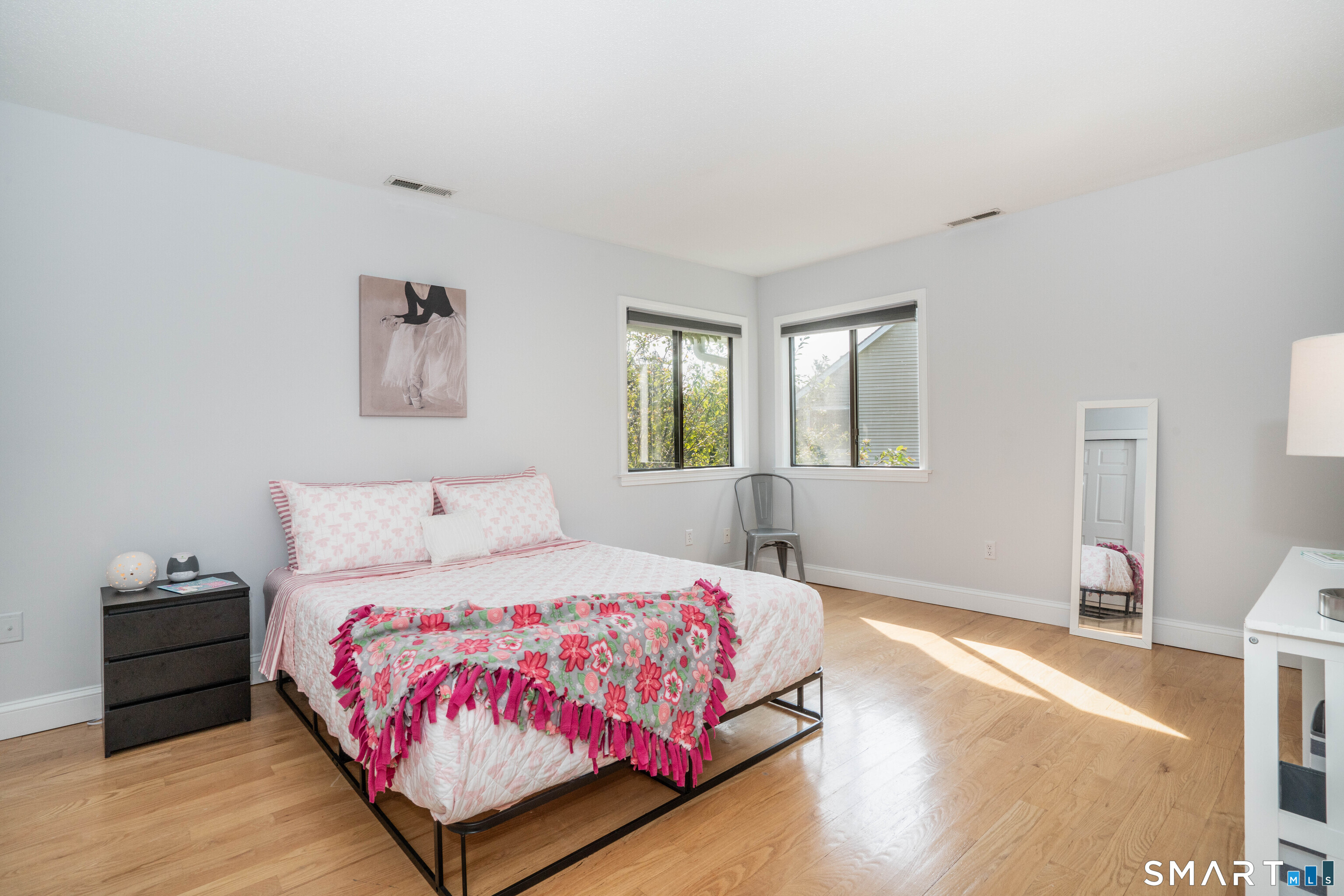 81 Fox Run Court Newington CT 06111
