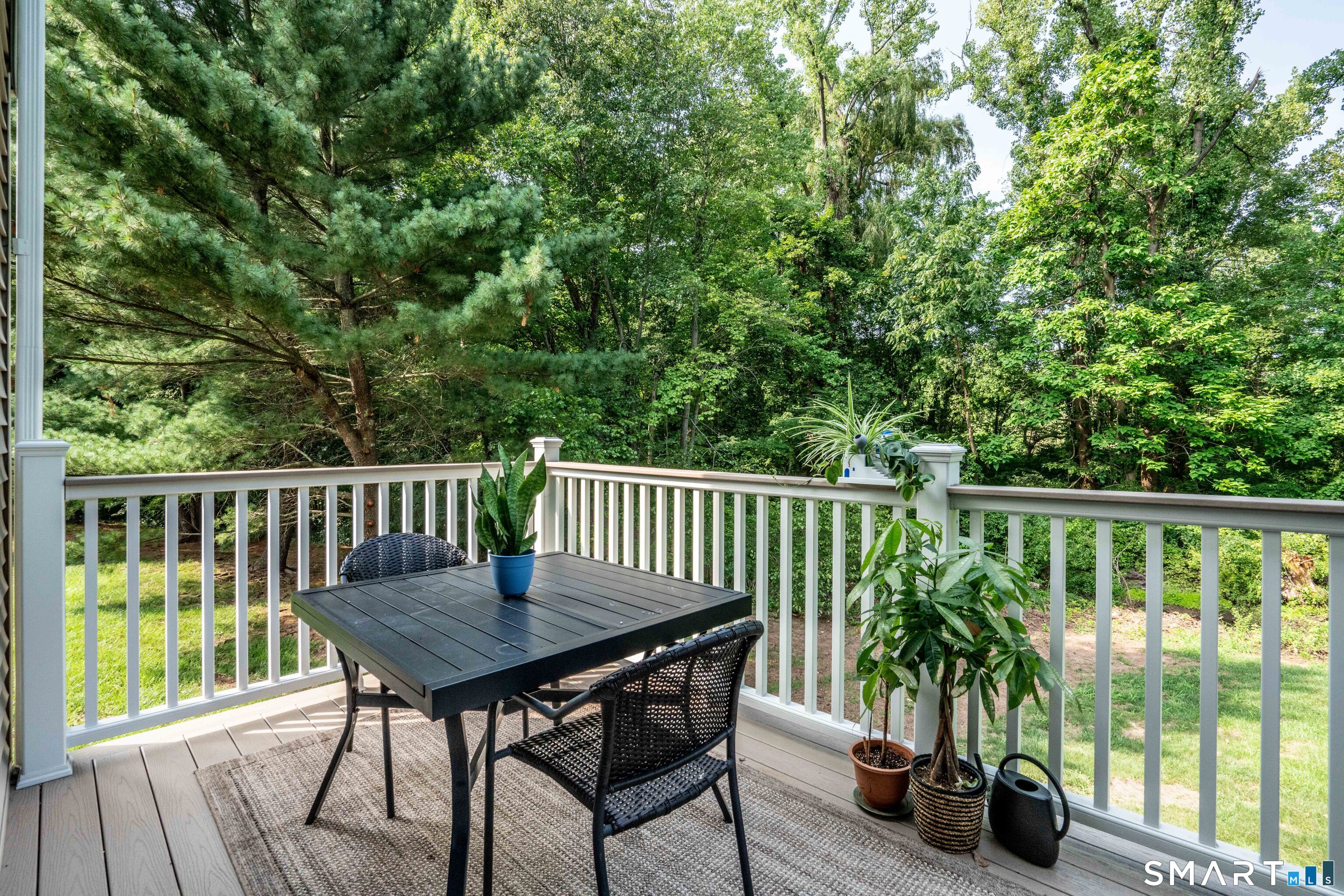 81 Fox Run Court Newington CT 06111