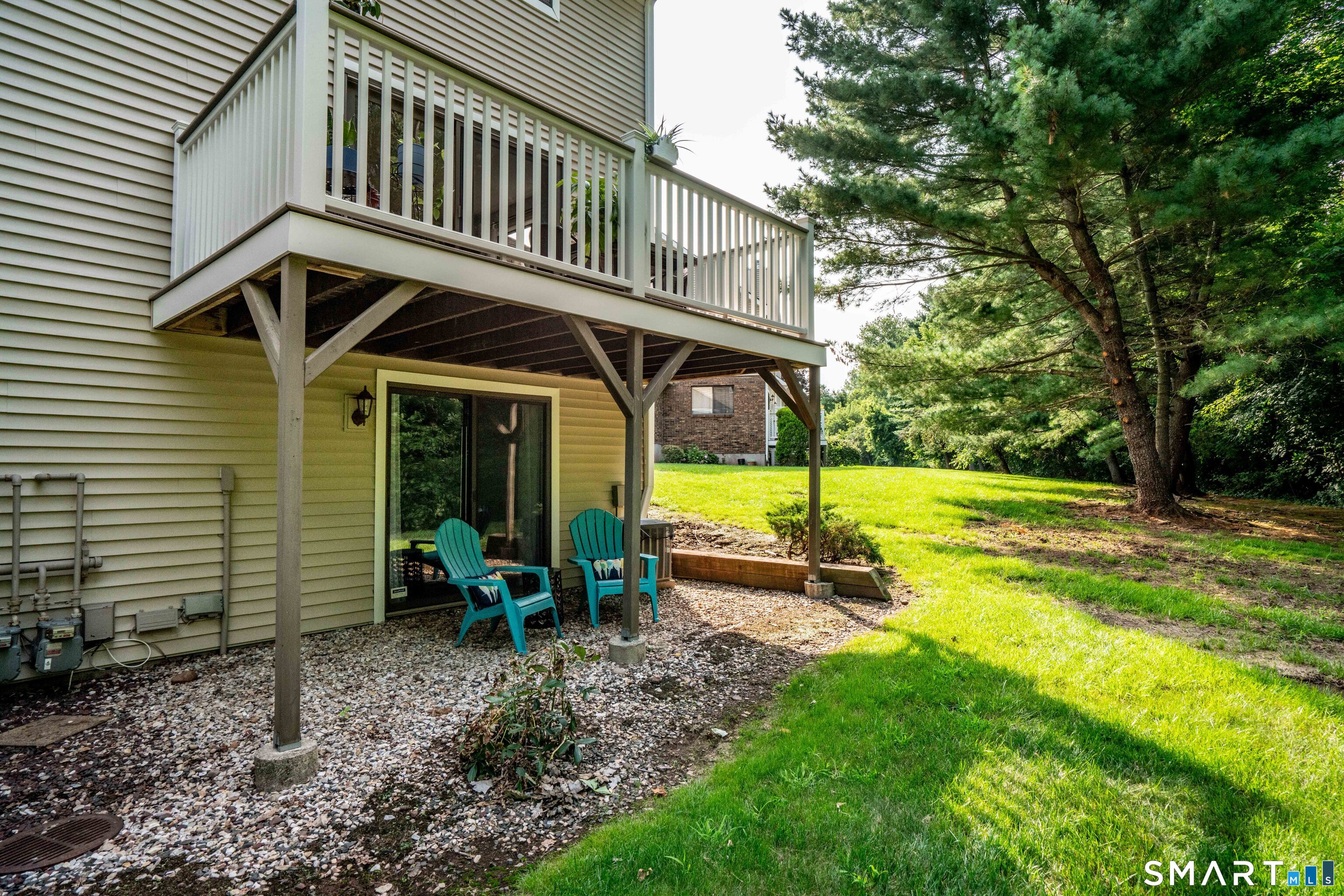 81 Fox Run Court Newington CT 06111