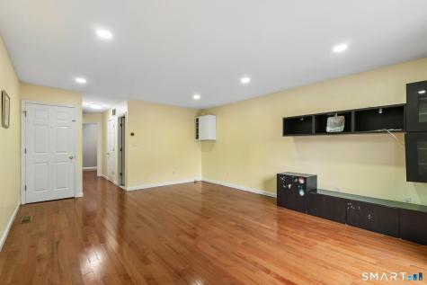 301 Mill Pond Drive South Windsor CT 06074