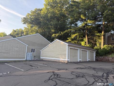 504 Carriage Drive Southington CT 06489