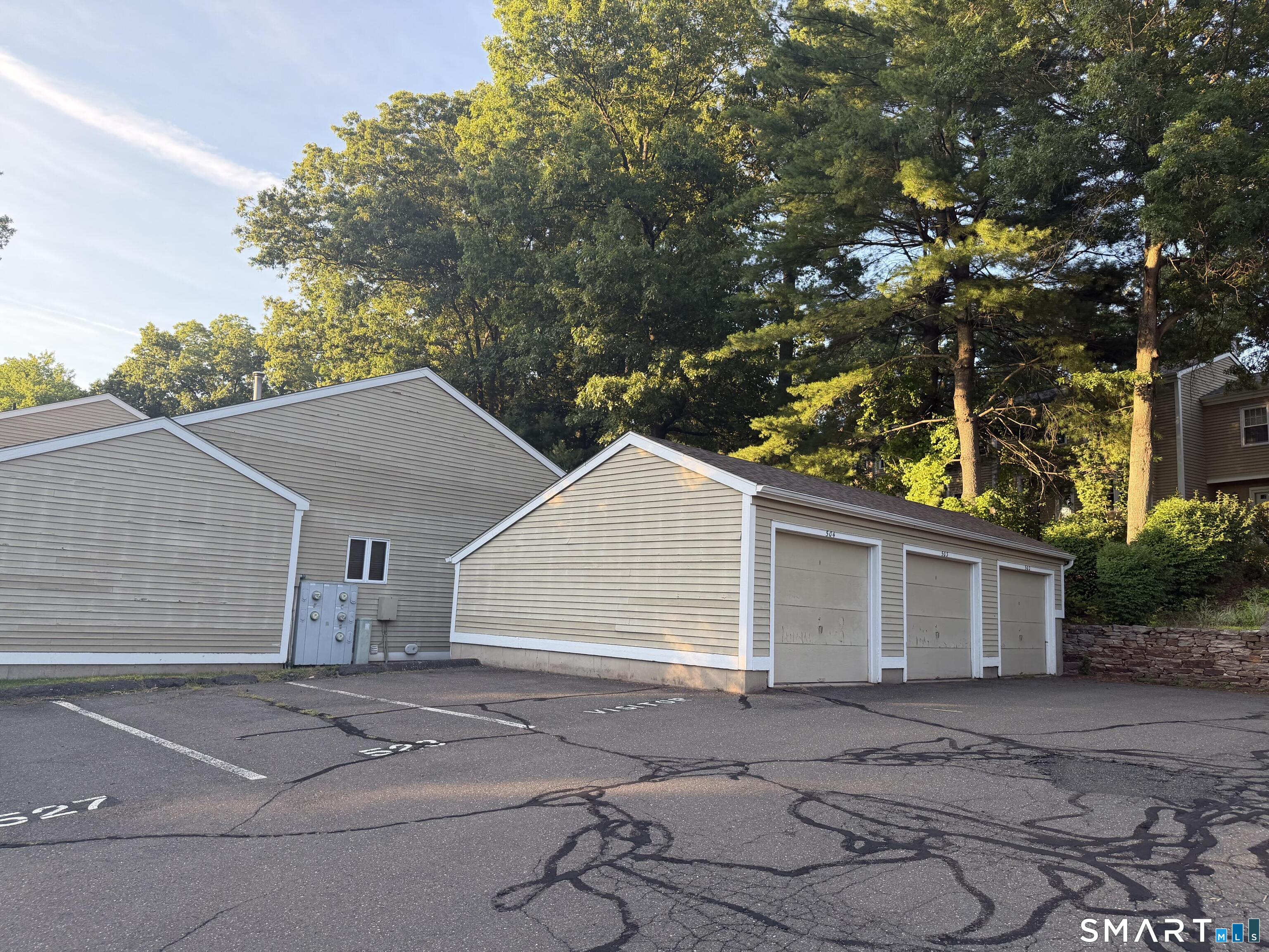 504 Carriage Drive Southington CT 06489