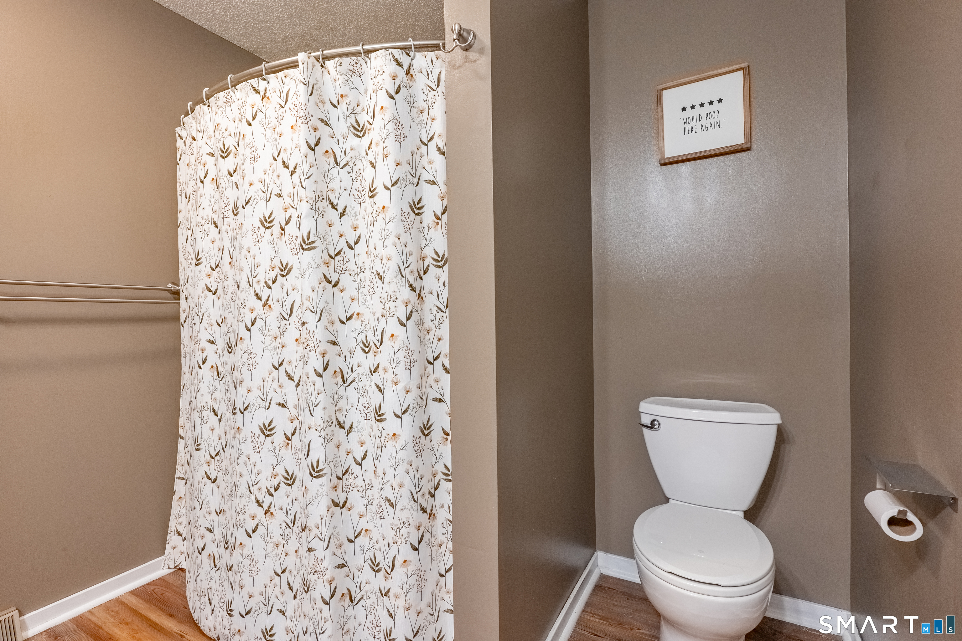 86 Staffordshire Commons Drive Wallingford CT 06492