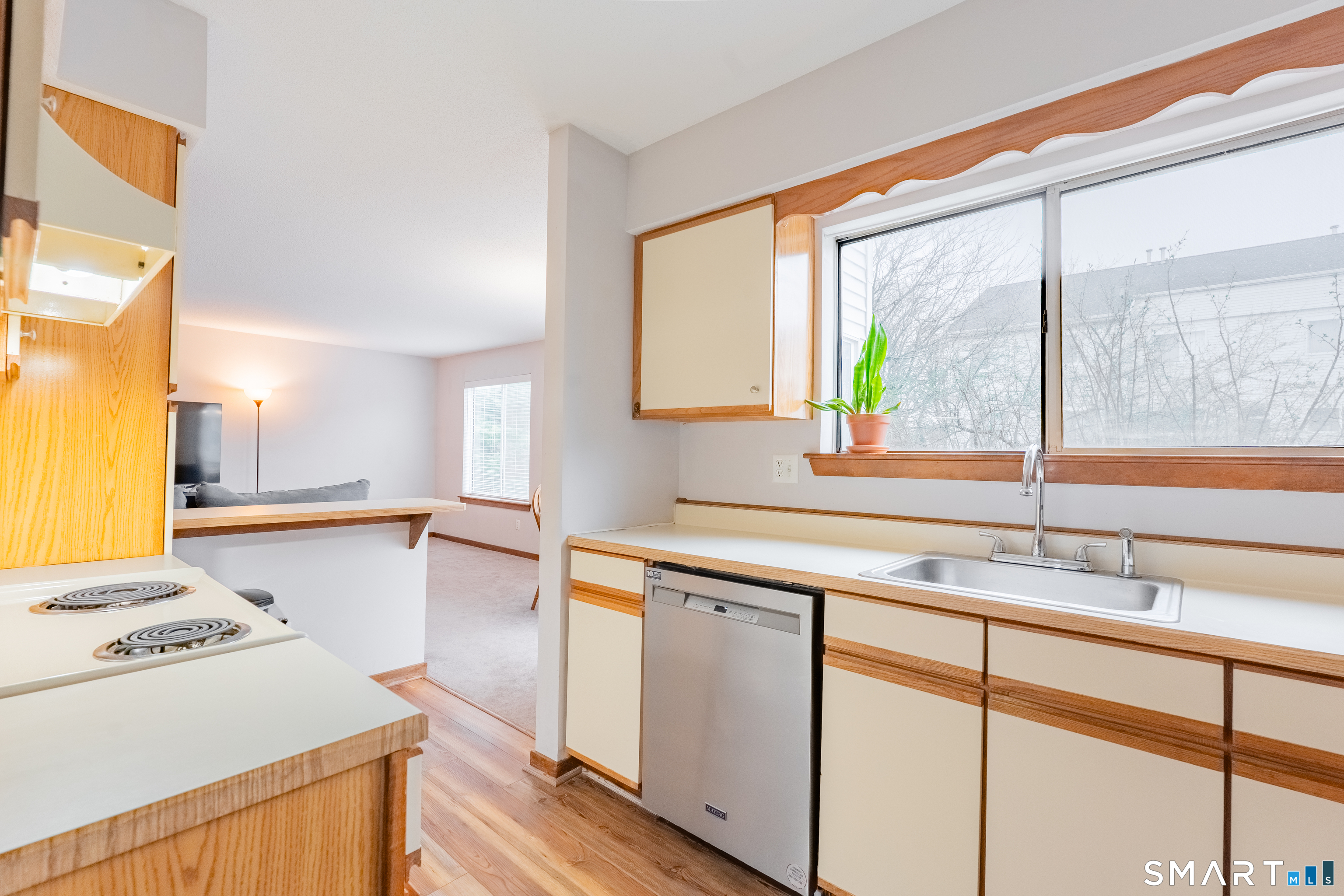 86 Staffordshire Commons Drive Wallingford CT 06492