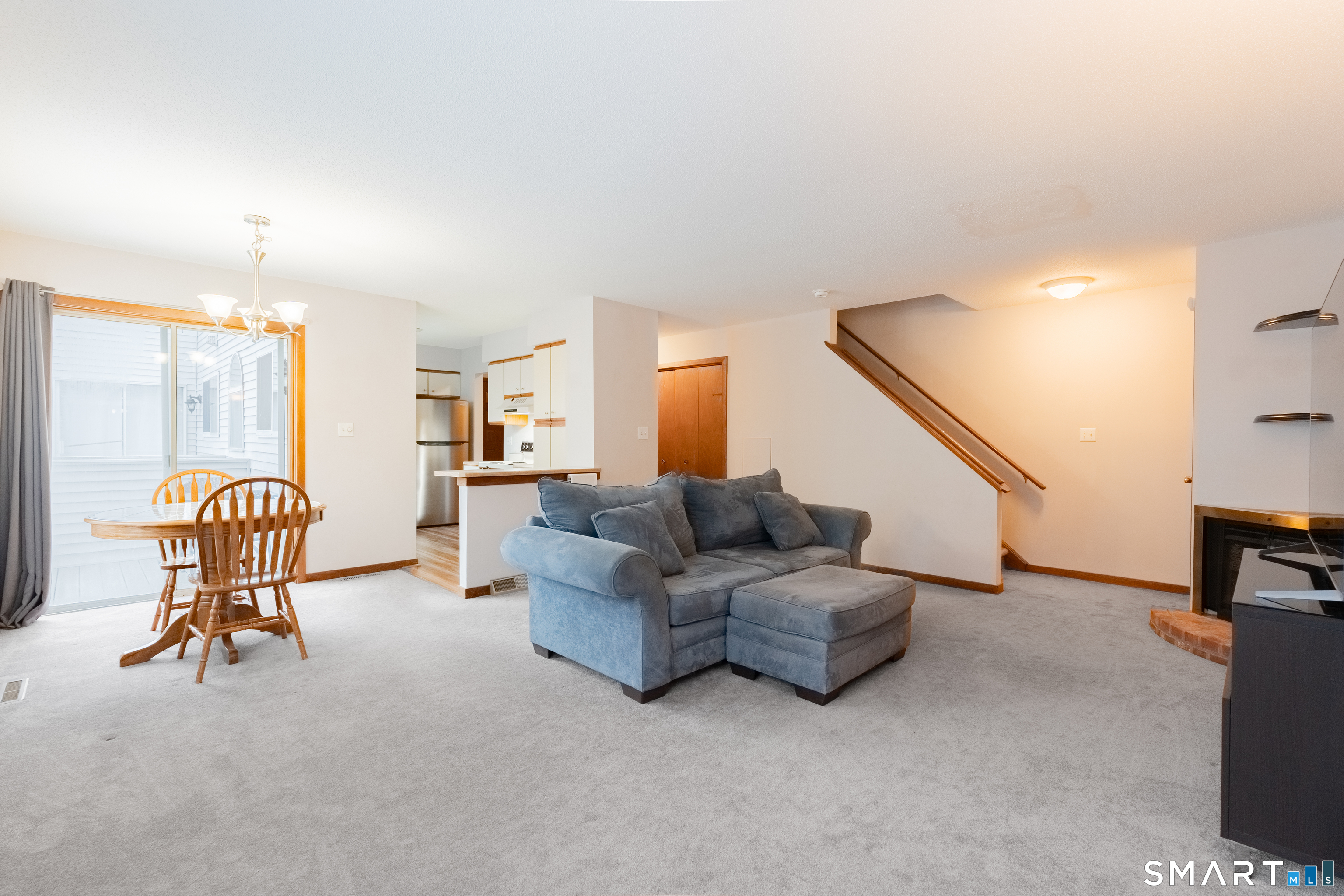 86 Staffordshire Commons Drive Wallingford CT 06492