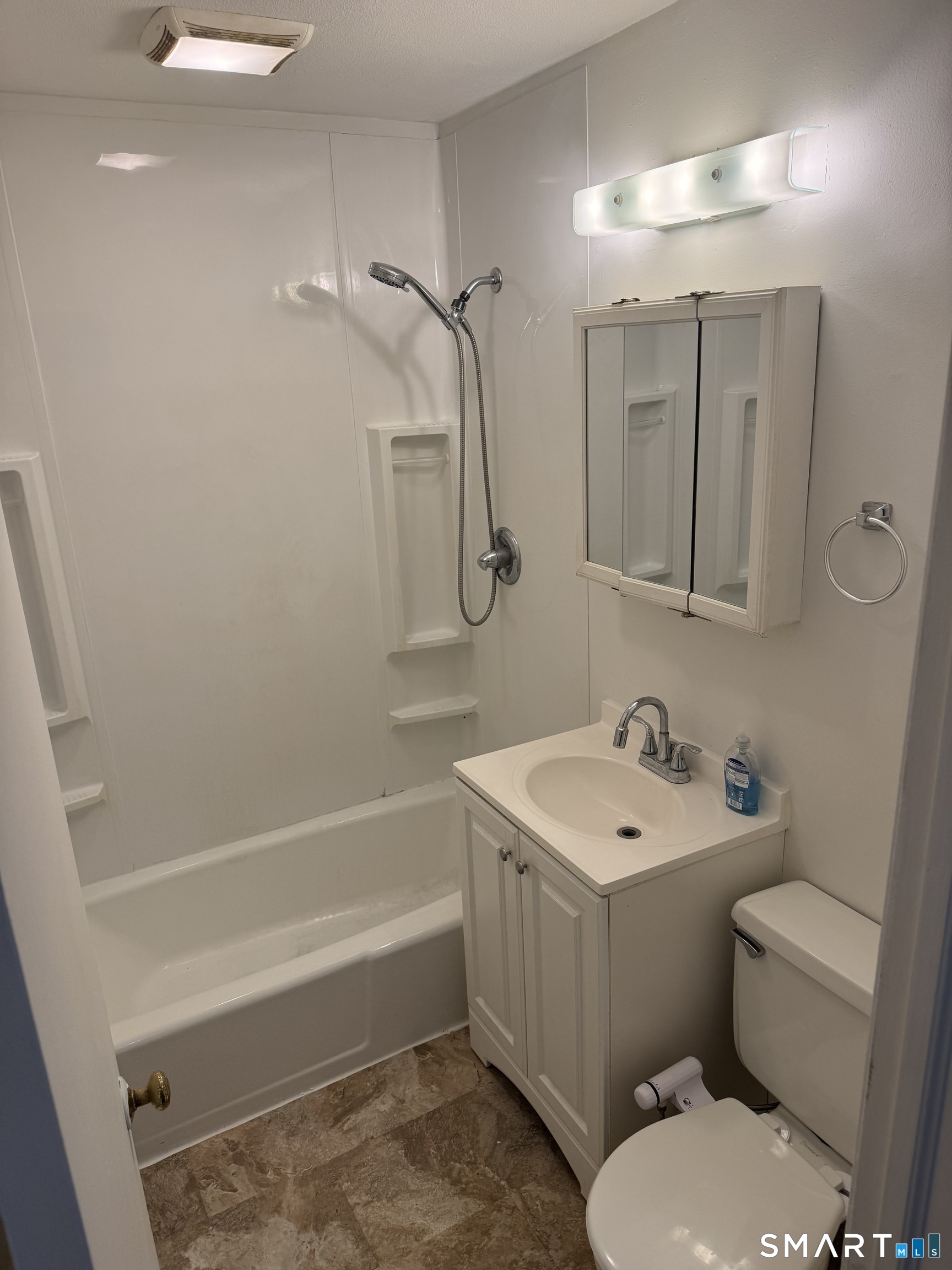 239 Old Farms Road Avon CT 06001
