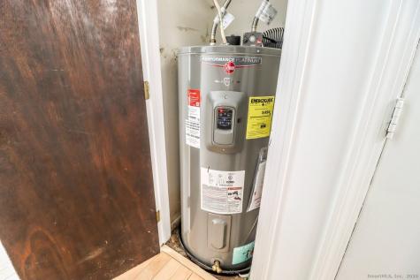 25 Padanaram Road Danbury CT 06811