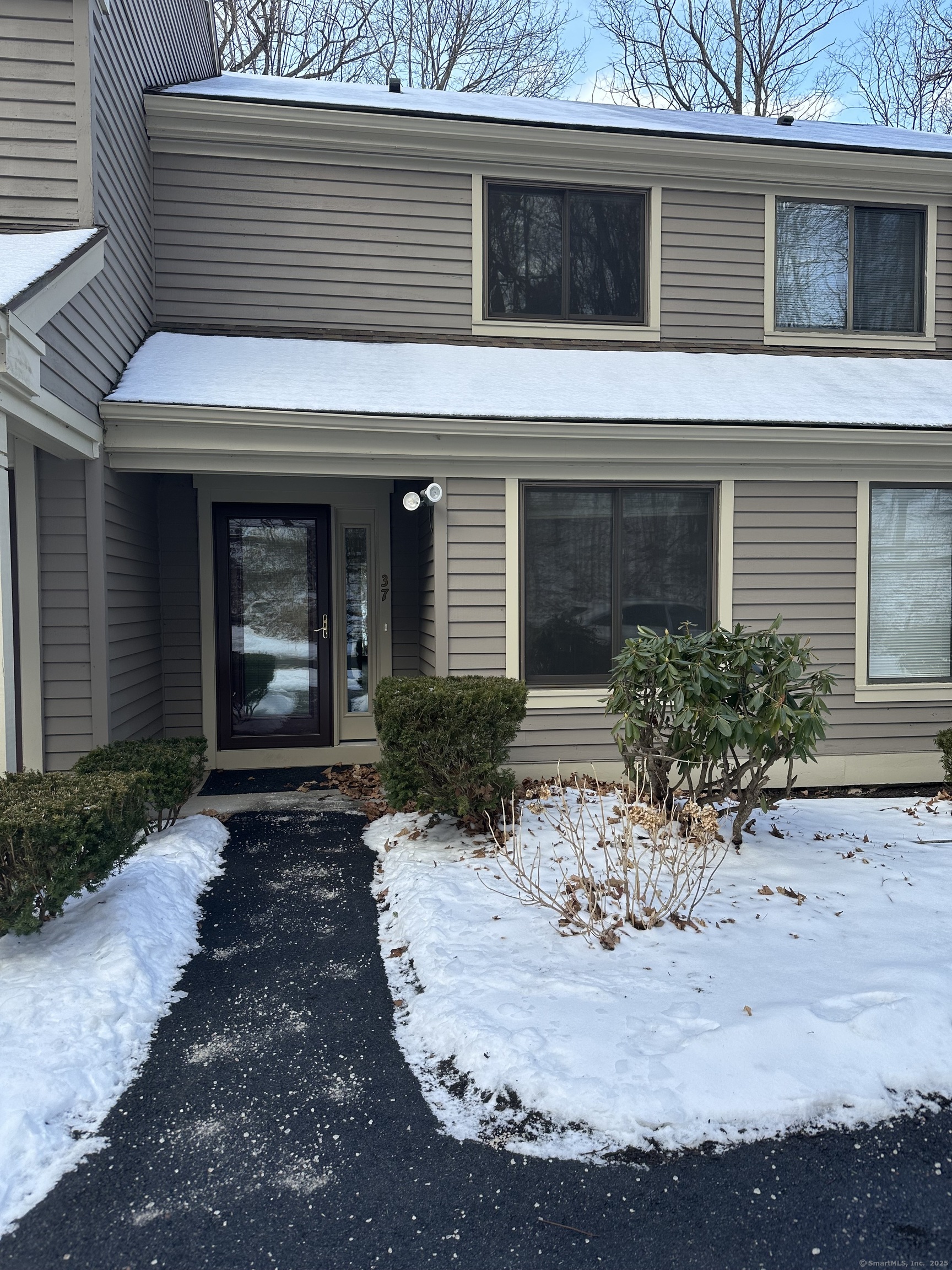 37 Riveredge Drive Winchester CT 06098