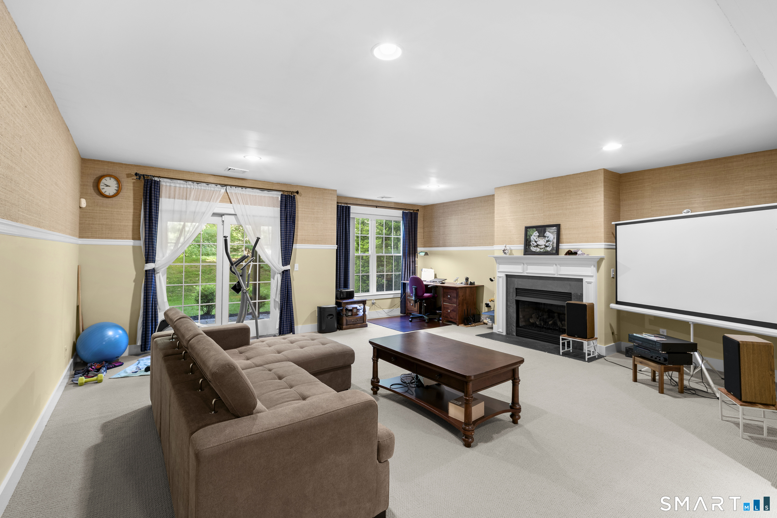 86 Tucker Street Danbury CT 06810