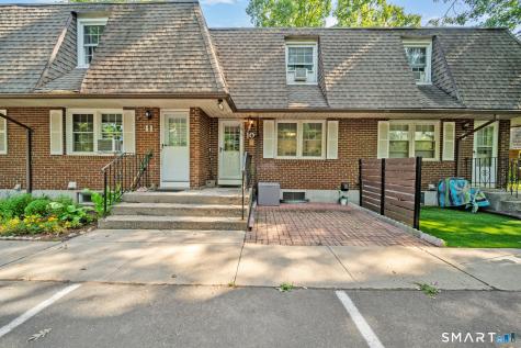 35 Woodcrest Drive Burlington CT 06013