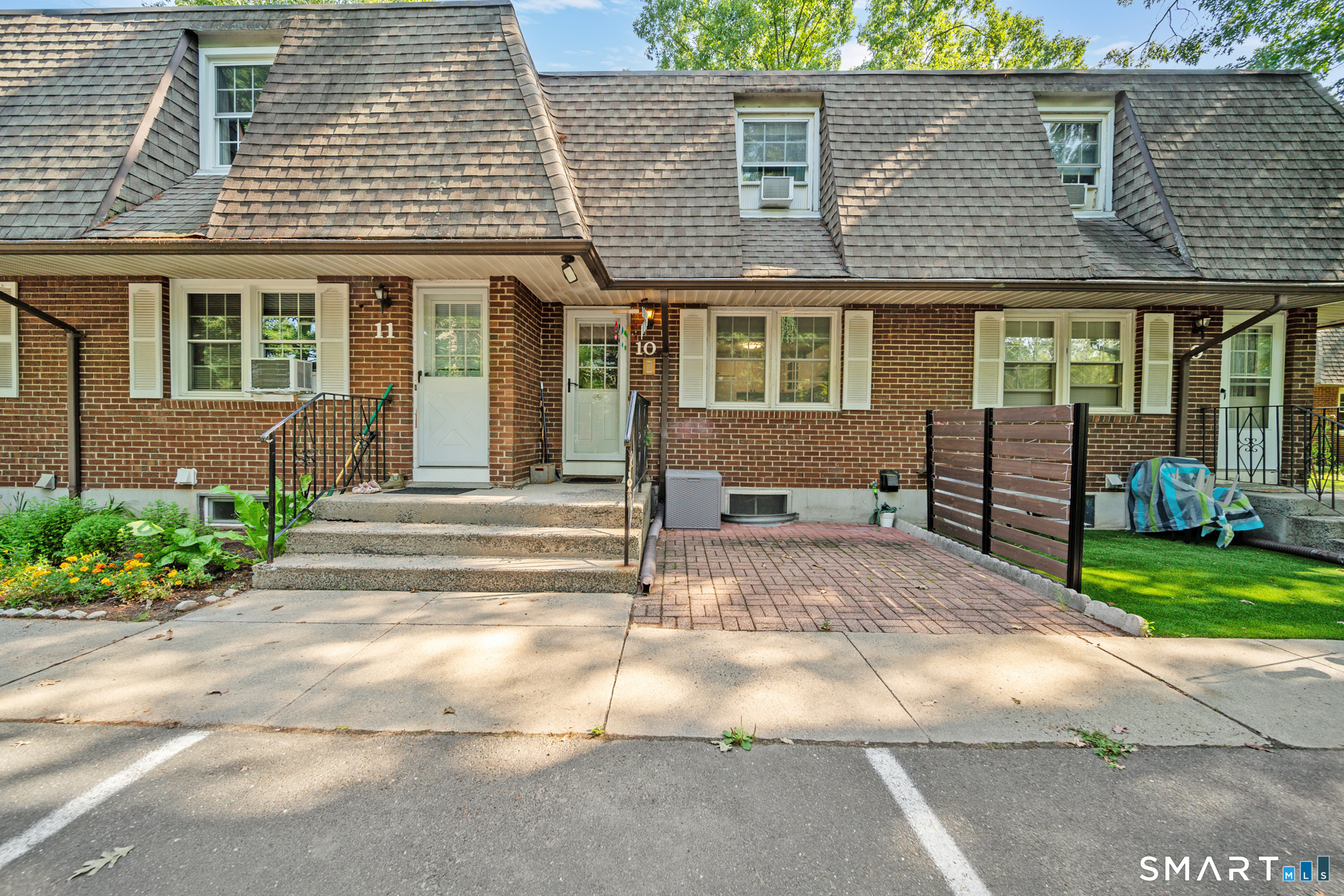 35 Woodcrest Drive Burlington CT 06013