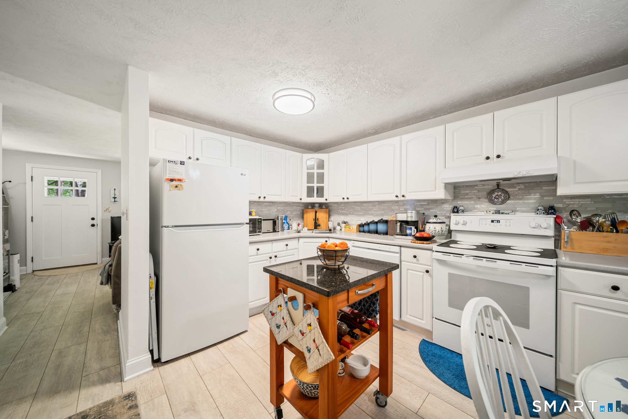 35 Woodcrest Drive Burlington CT 06013