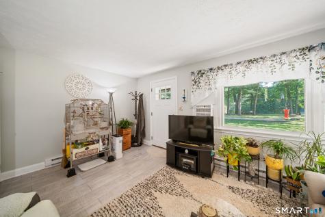 35 Woodcrest Drive Burlington CT 06013