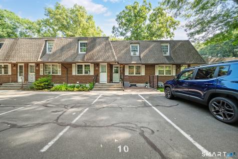 35 Woodcrest Drive Burlington CT 06013