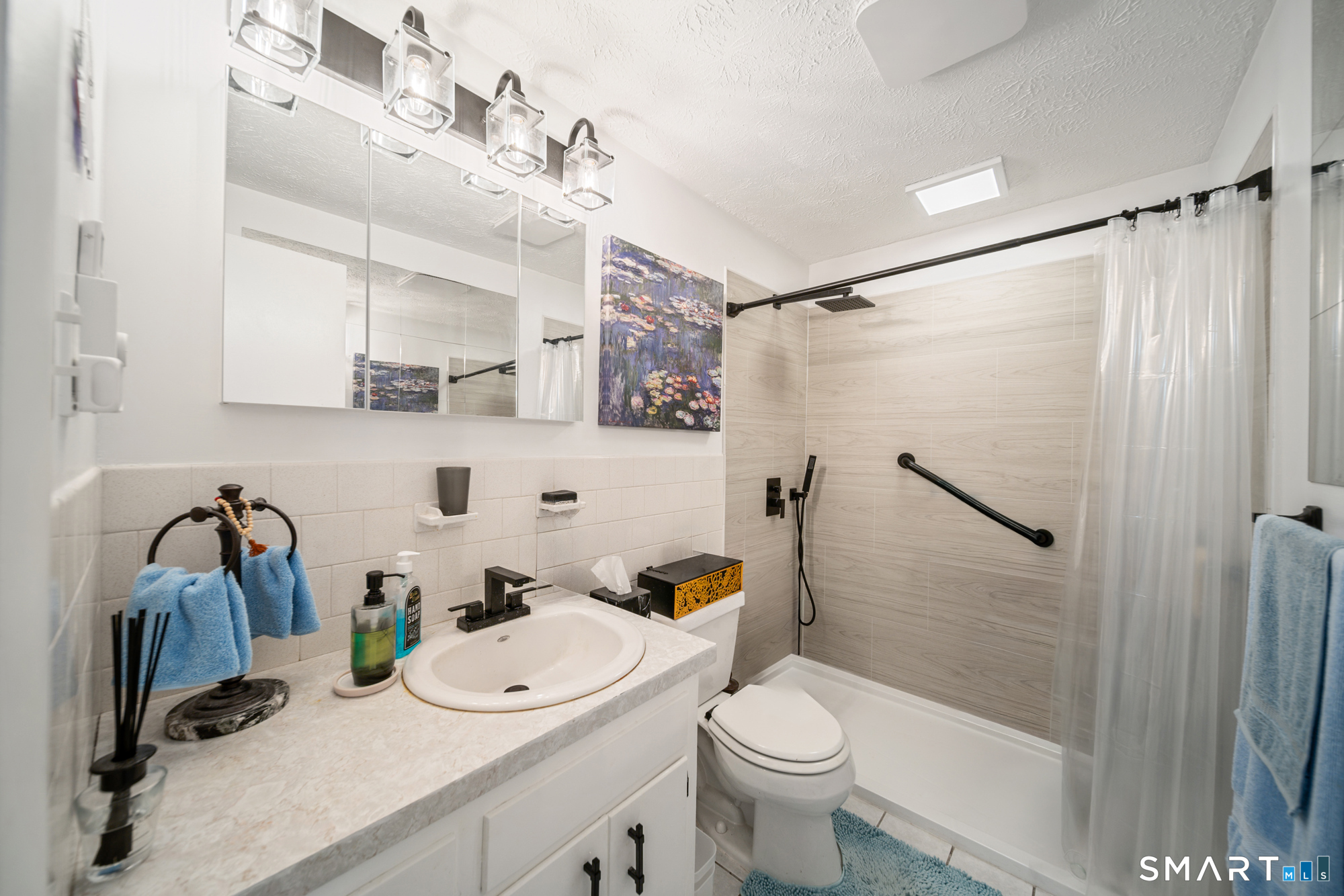 35 Woodcrest Drive Burlington CT 06013