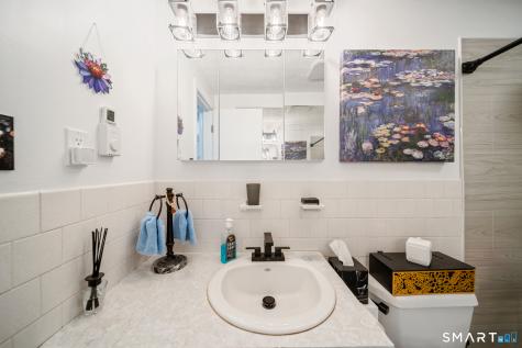 35 Woodcrest Drive Burlington CT 06013