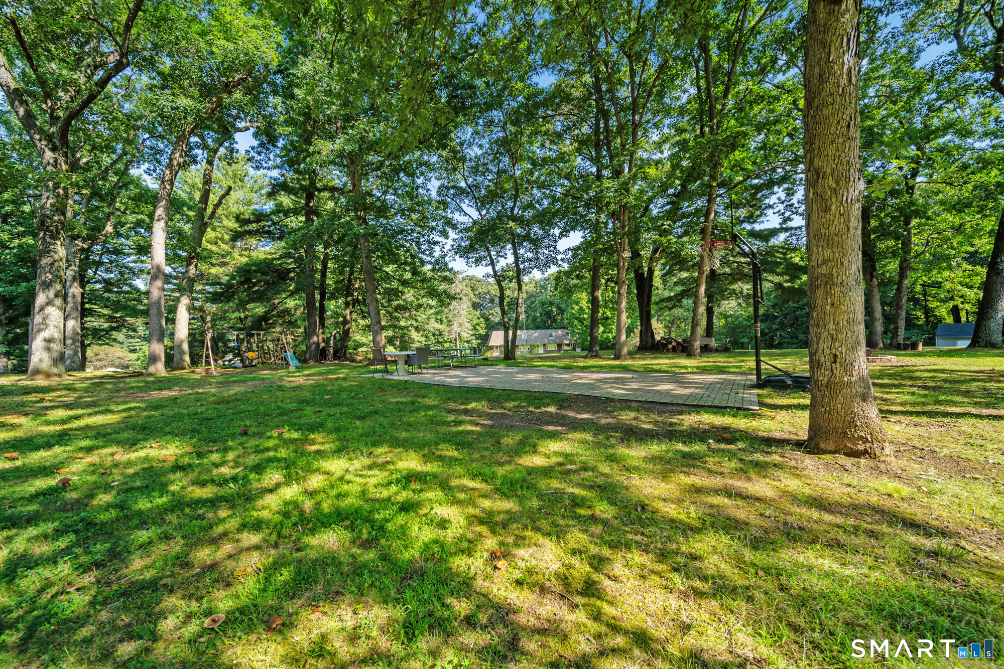 35 Woodcrest Drive Burlington CT 06013