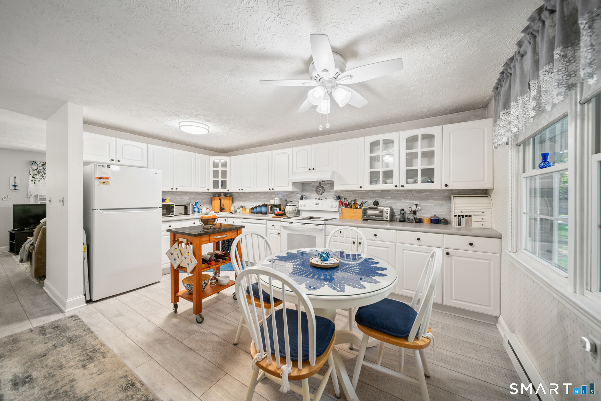 35 Woodcrest Drive Burlington CT 06013