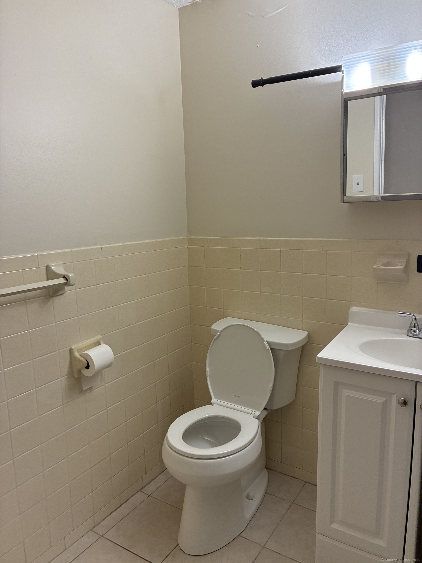 108 Oakwood Avenue West Hartford CT 06119