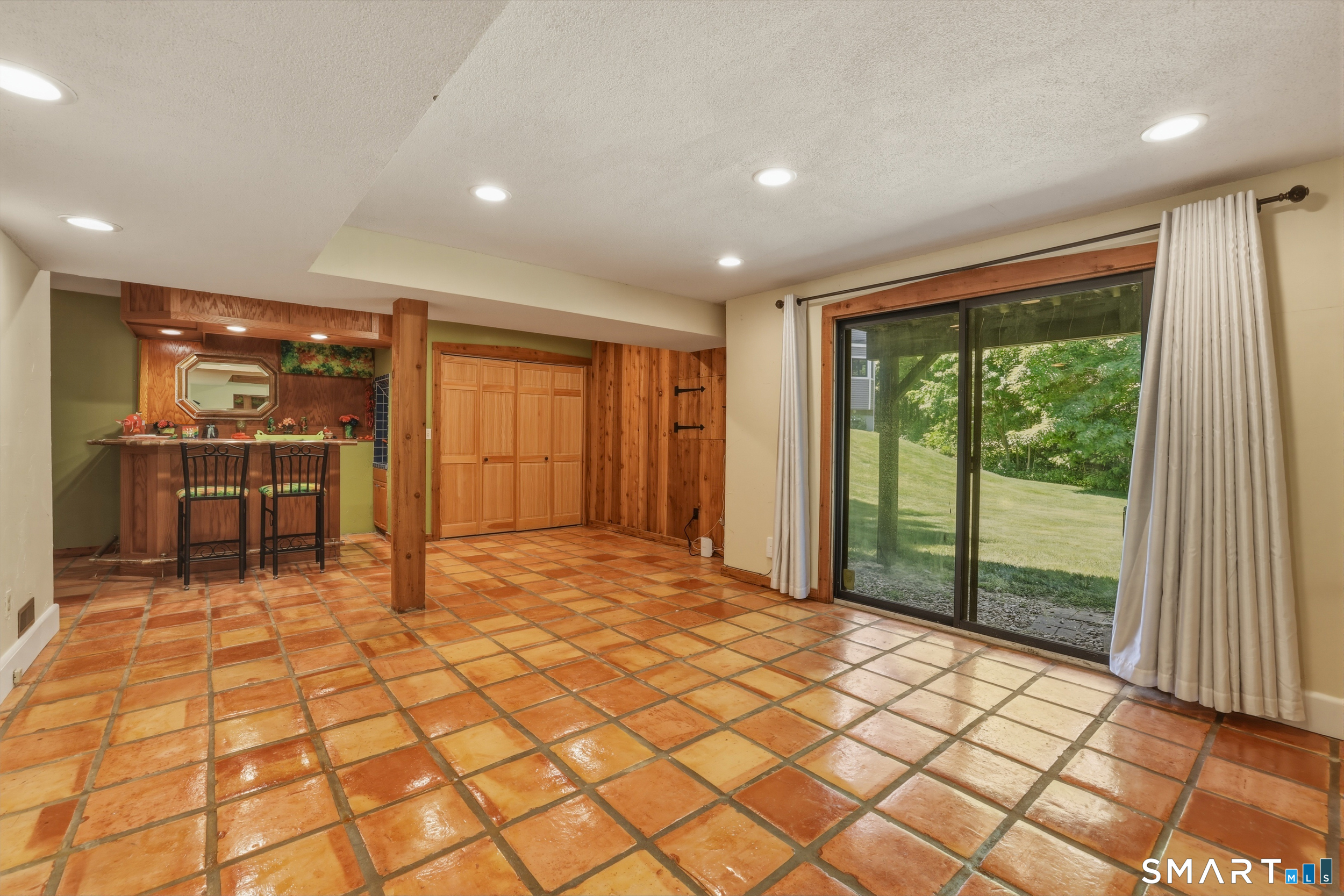 2002 Mill Pond Drive South Windsor CT 06074