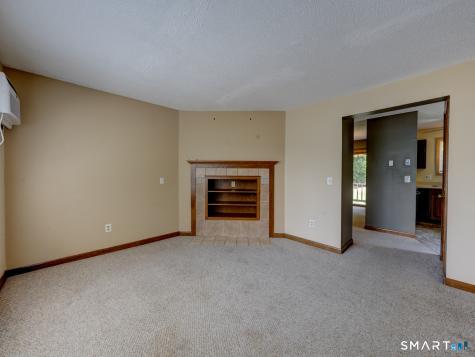 40 Eastbrook Heights Mansfield CT 06250