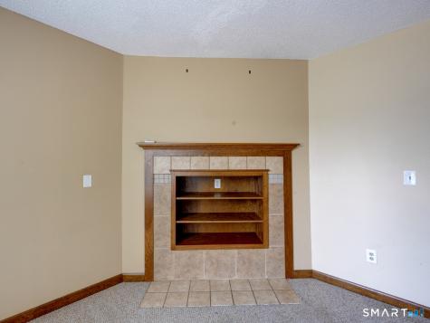 40 Eastbrook Heights Mansfield CT 06250