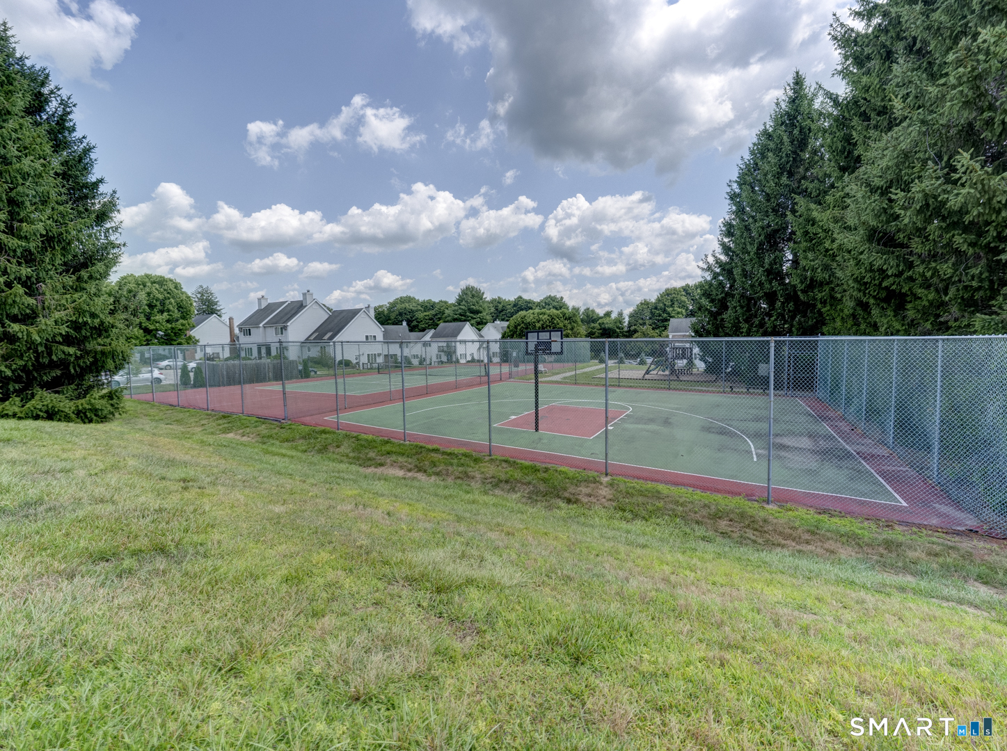 40 Eastbrook Heights Mansfield CT 06250