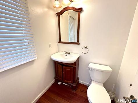 24 Oak Ridge Drive Windsor Locks CT 06096