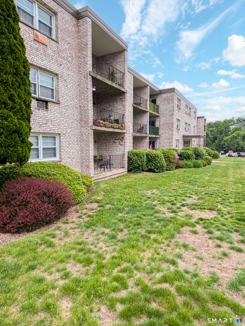 300 Meadowside Road Milford CT 06460