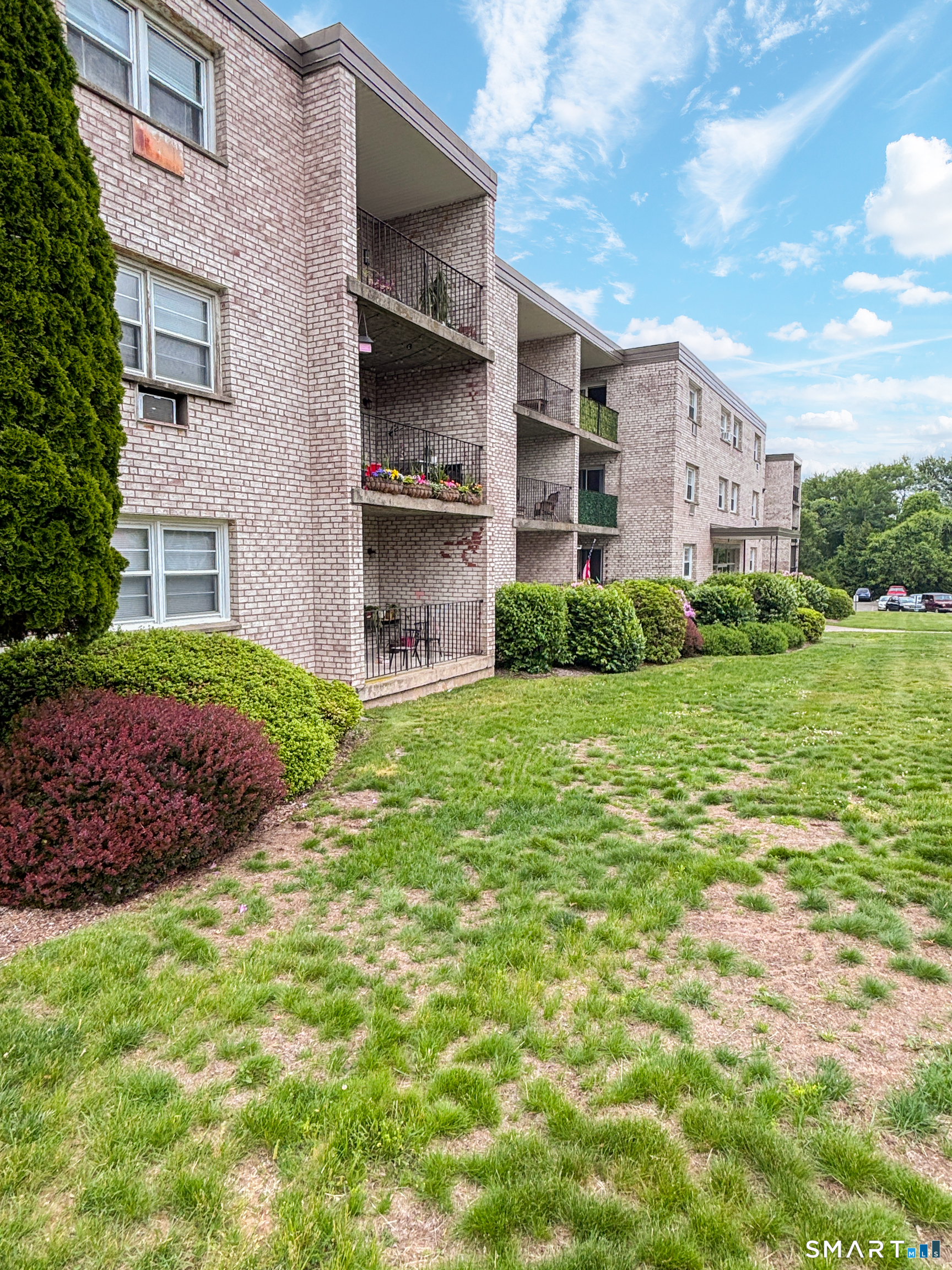 300 Meadowside Road Milford CT 06460