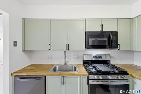 449 Thoreau Street Branford CT 06405