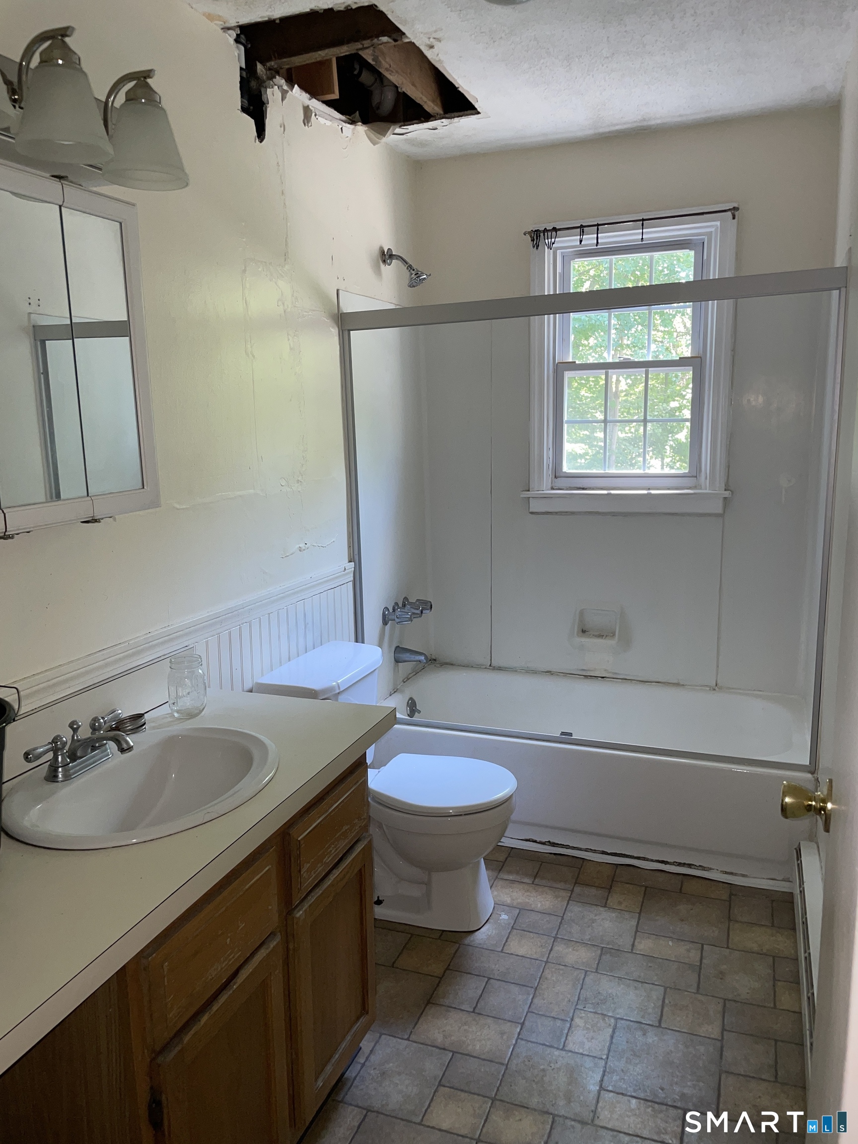389 South Main Street Seymour CT 06483