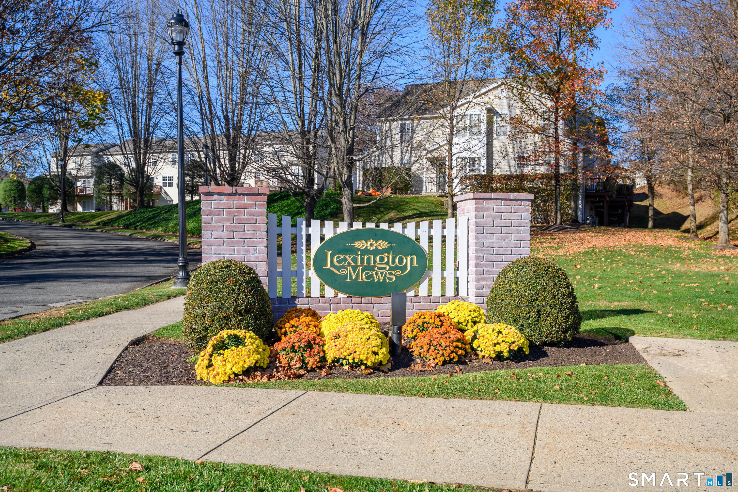 1705 Eaton Court Danbury CT 06811