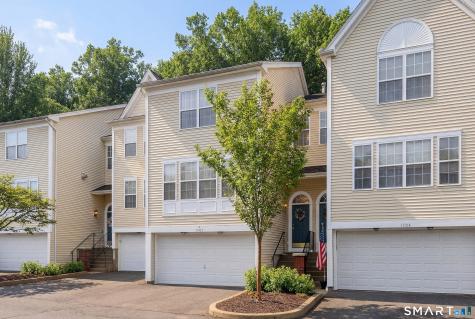 1705 Eaton Court Danbury CT 06811