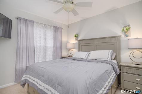 1705 Eaton Court Danbury CT 06811