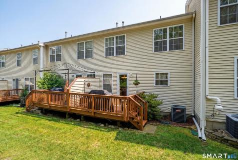 1705 Eaton Court Danbury CT 06811