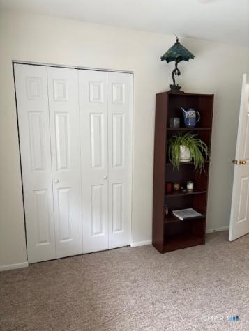 33 Essex Court Meriden CT 06450