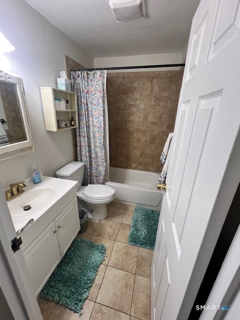 33 Essex Court Meriden CT 06450