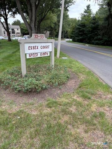 33 Essex Court Meriden CT 06450