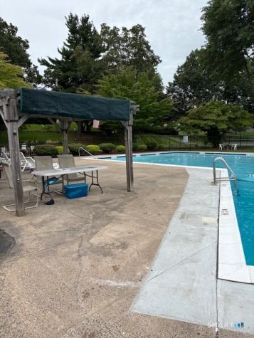 33 Essex Court Meriden CT 06450