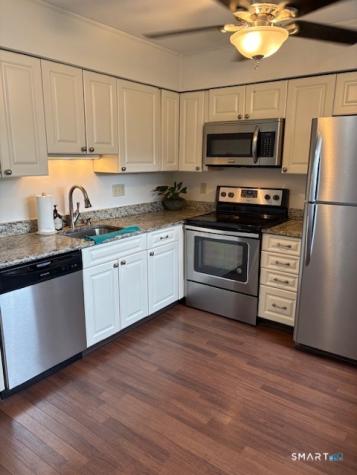 33 Essex Court Meriden CT 06450