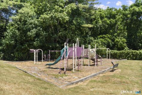 560 Shennecossett Road Groton CT 06340