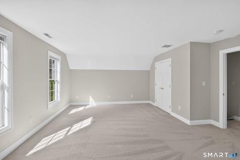 10 Chelsea Place Avon CT 06001
