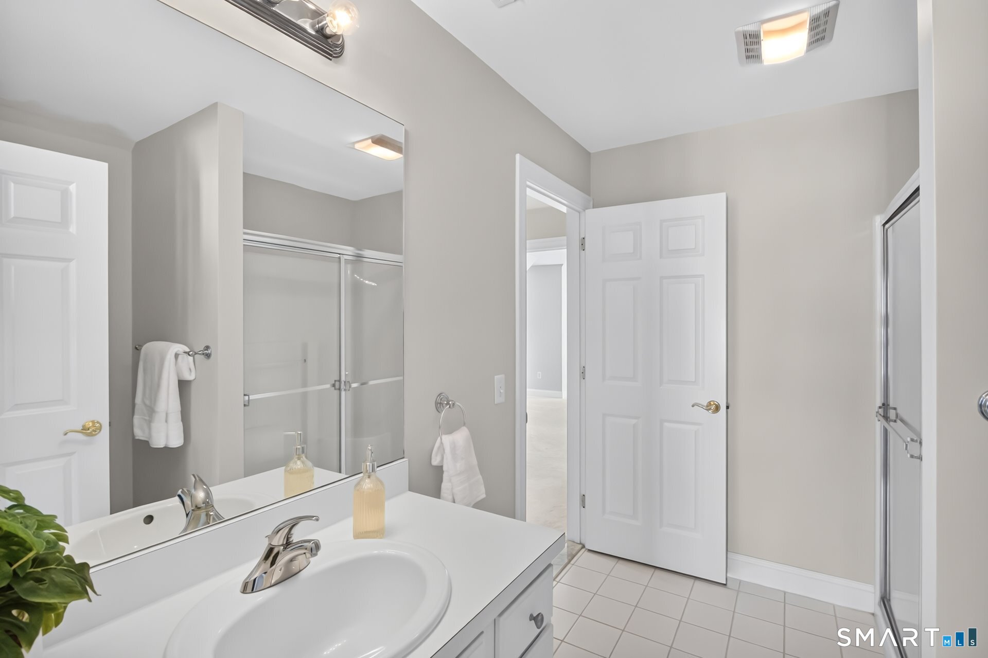 10 Chelsea Place Avon CT 06001