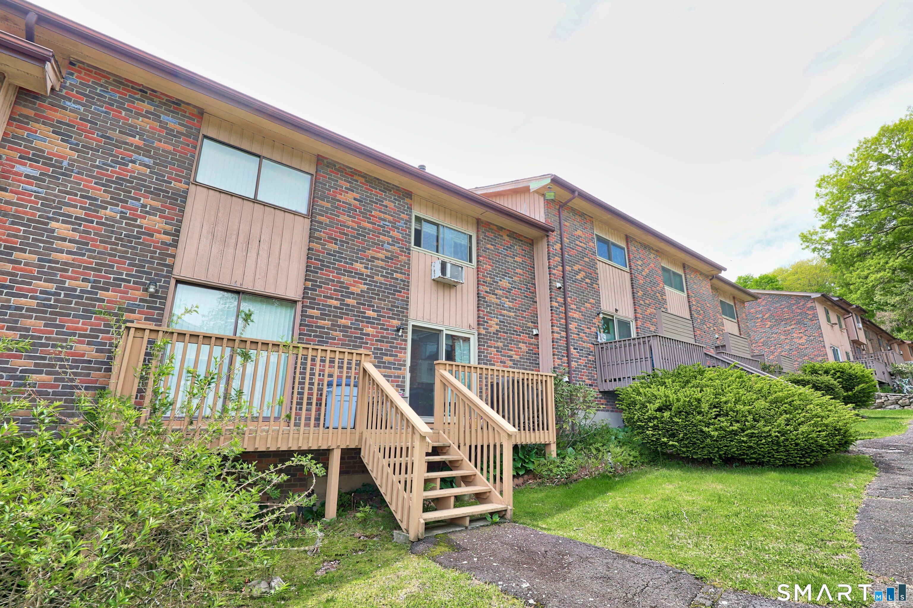 228 Oakville Avenue Waterbury CT 06708