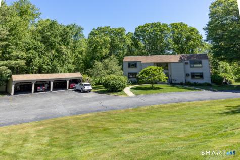91 Riverview Road East Lyme CT 06357