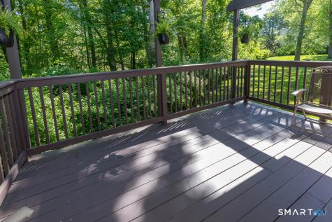 91 Riverview Road East Lyme CT 06357