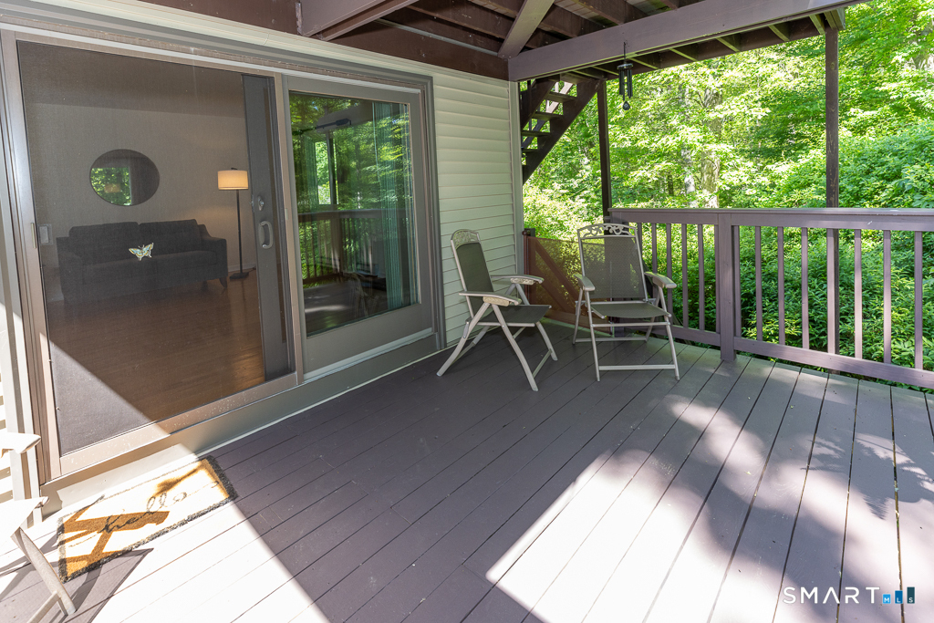 91 Riverview Road East Lyme CT 06357