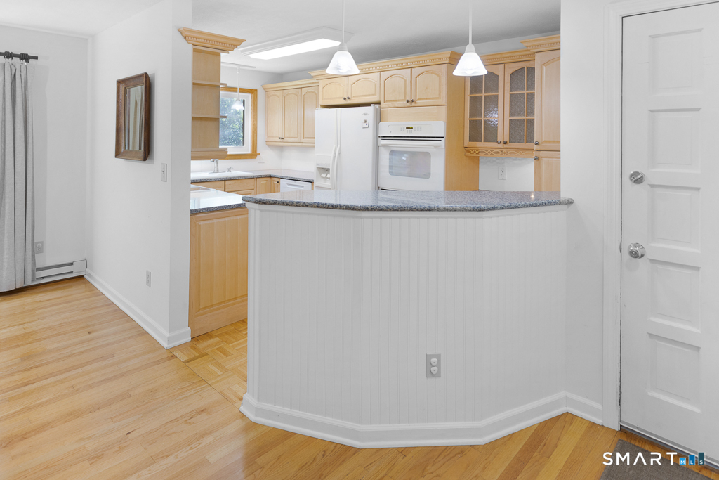 91 Riverview Road East Lyme CT 06357