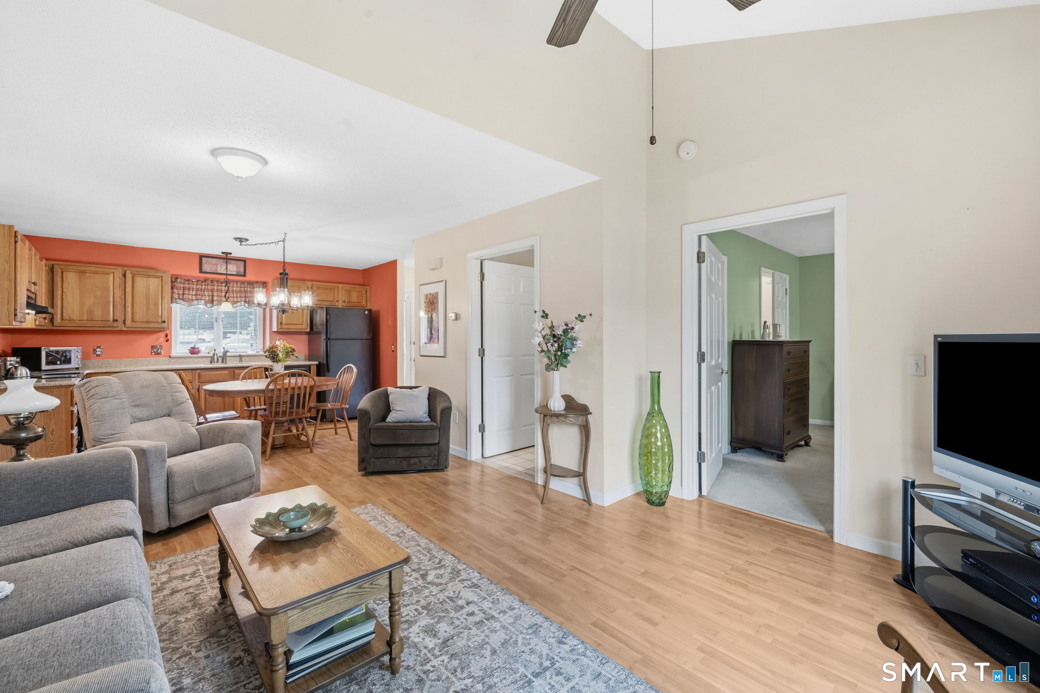 103 Wyndemere Court South Windsor CT 06074